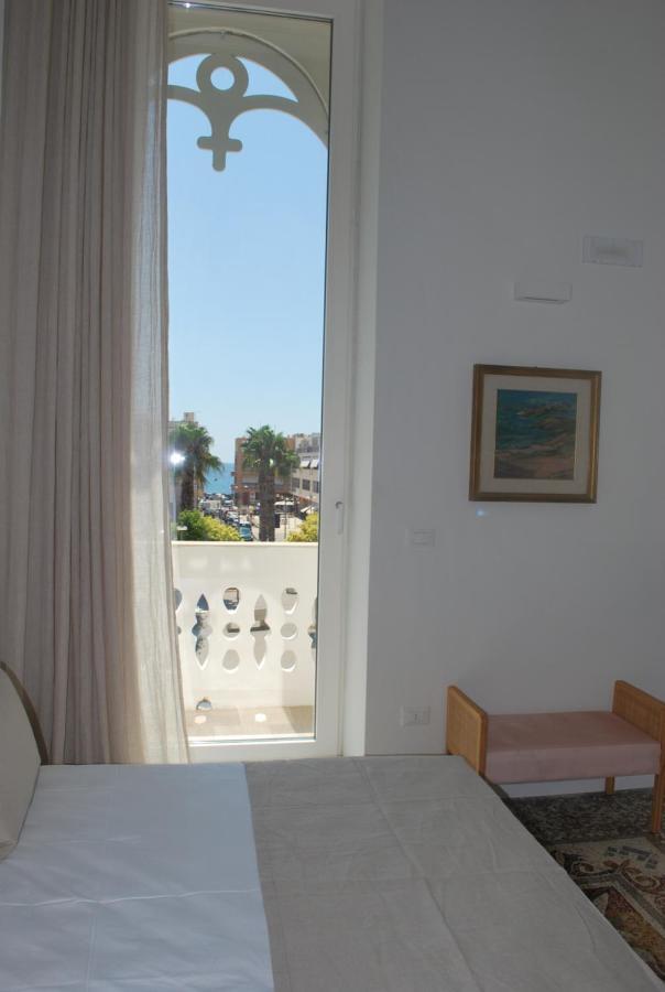 Palazzo Del Cavaliere Bed & Breakfast Gallipoli Dış mekan fotoğraf